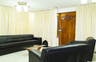 VENTA DE CASA DE 3 PISOS EN AV. ZARUMILLA